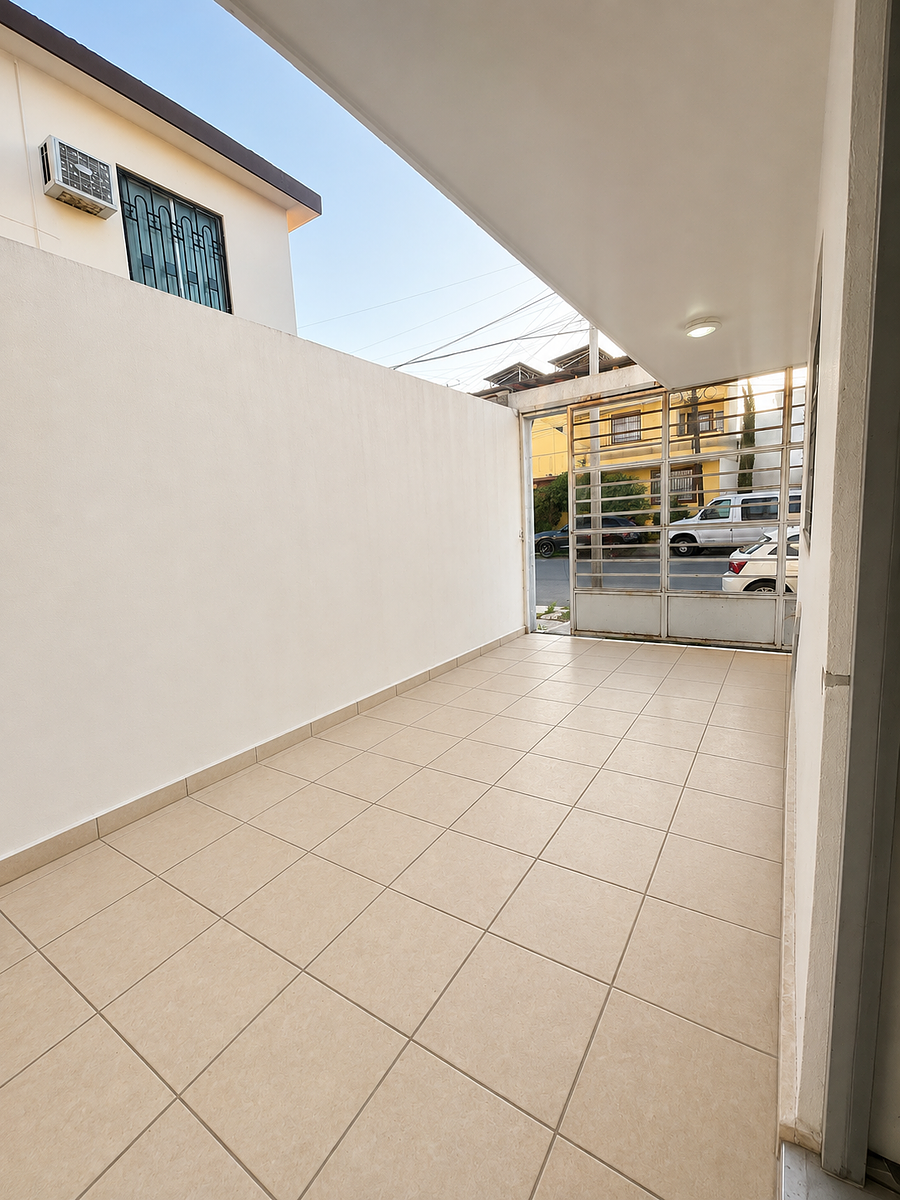 Casa en venta · Jardines de Andalucía, Guadalupe, Nuevo León