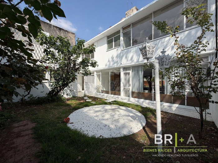 Casa en venta · Lomas de Tecamachalco Sección Bosques I y II, Huixquilucan, Estado de México