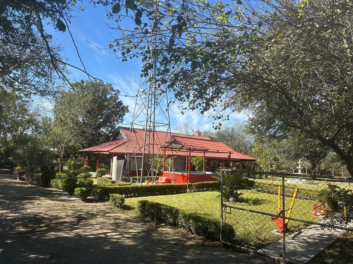 Casa en venta · Casas Viejas (la Florida), Cadereyta Jiménez, Nuevo León Casa en venta · Casas Viejas (la Florida), Cadereyta Jiménez, Nuevo León