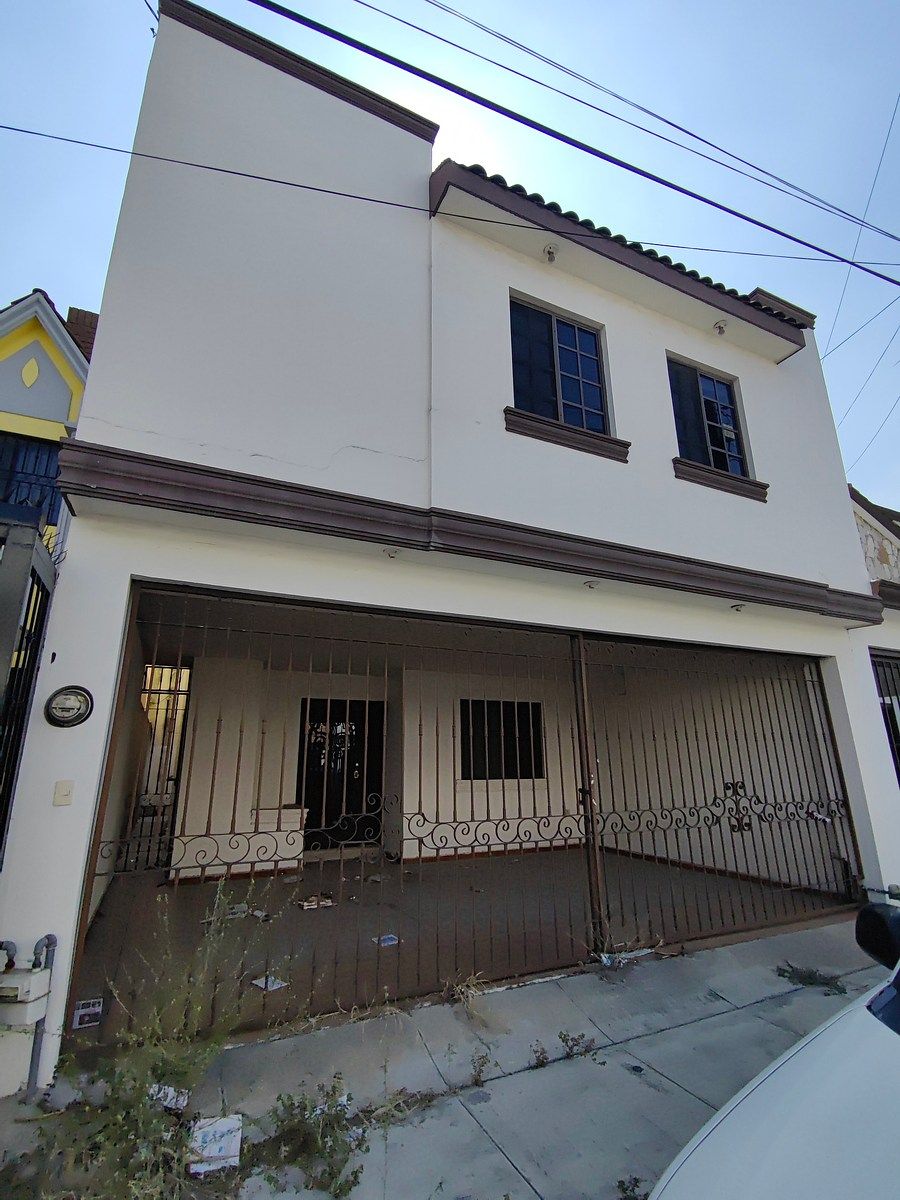 Casa en venta · Portal de Cumbres, Monterrey, Nuevo León