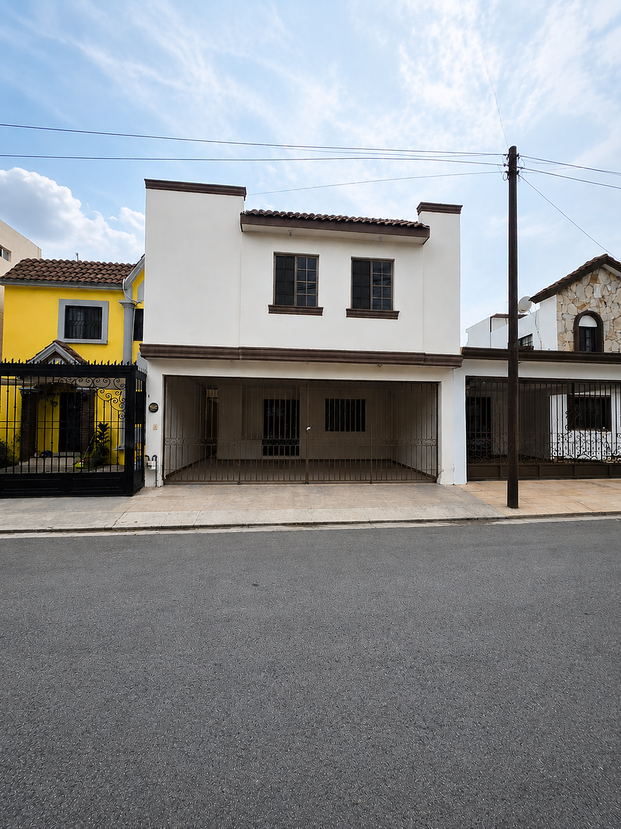 Casa en venta · Portal de Cumbres, Monterrey, Nuevo León
