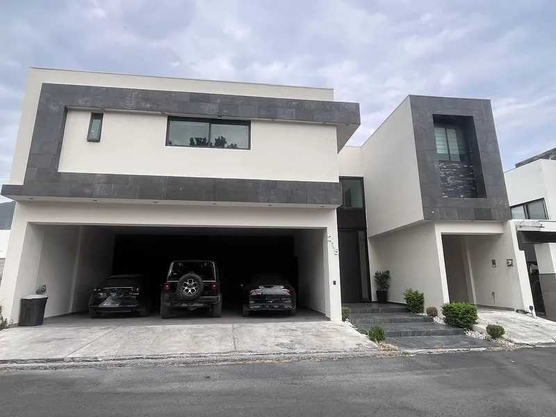 Casa en venta · Privada Residencial Villas del Uro, Monterrey, Nuevo León