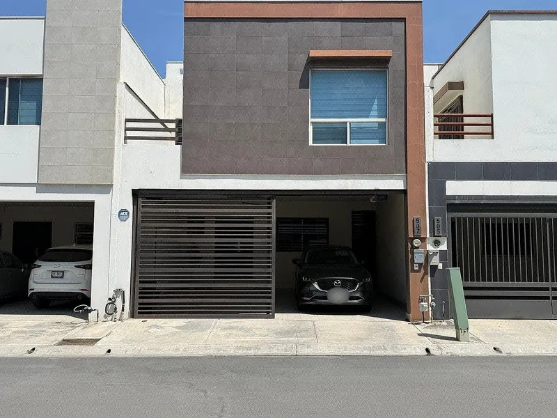 Casa en venta · Puerta de Hierro, Monterrey, Nuevo León