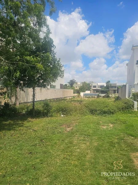 Lote en venta · Lagos del Sol, Benito Juárez, Quintana Roo