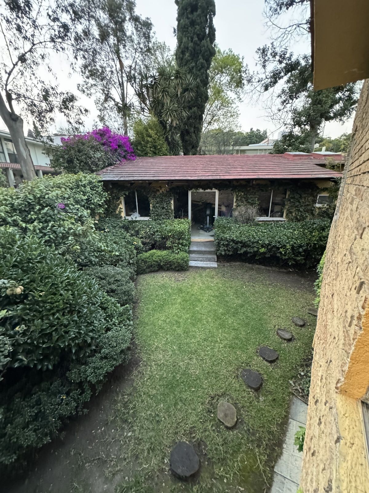 Casa en renta · Lomas Hipódromo, Naucalpan de Juárez, Estado de México Casa en renta · Lomas Hipódromo, Naucalpan de Juárez, Estado de México
