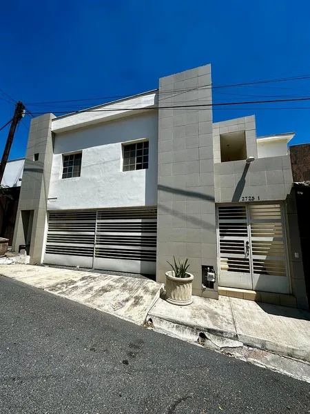 Casa en venta · Las Cumbres 3 Sector, Monterrey, Nuevo León Casa en venta · Las Cumbres 3 Sector, Monterrey, Nuevo León