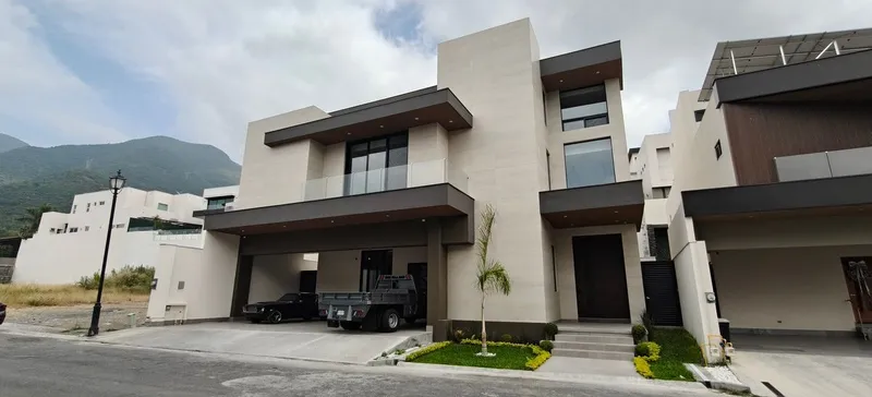 Casa en renta · Residencial y Club de Golf la Herradura, Monterrey, Nuevo León