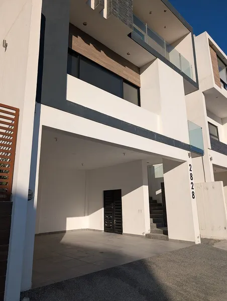 Casa en venta · Bosques de las Misiones Sector Magnolia, Santiago, Nuevo León