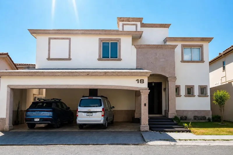 Casa en venta · Rincón de Sierra Alta, Monterrey, Nuevo León