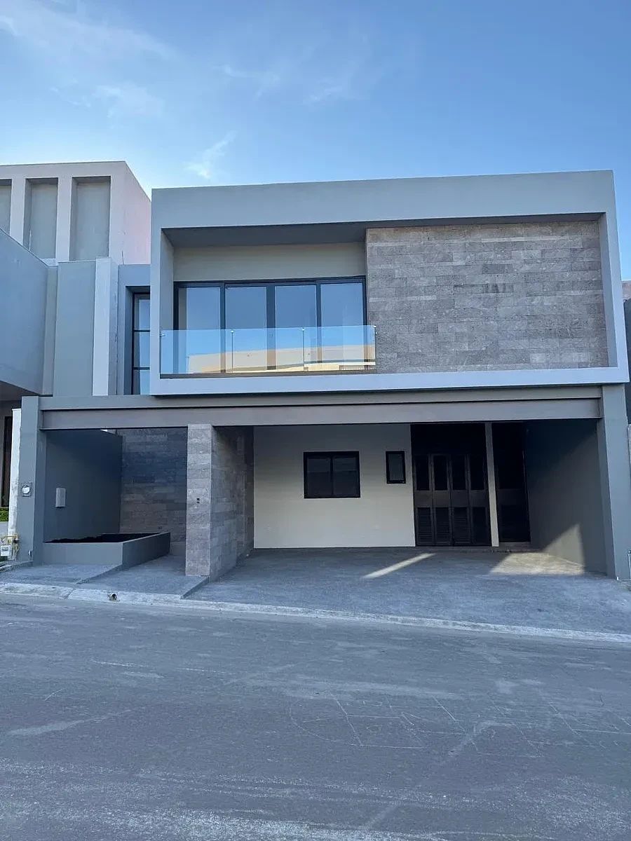 Casa en venta · Castaños del Vergel, Monterrey, Nuevo León Casa en venta · Castaños del Vergel, Monterrey, Nuevo León