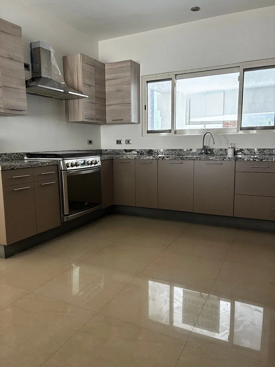Casa en venta · Colinas del Valle, Monterrey, Nuevo León