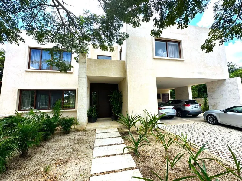 Casa en venta · Yucatán Country Club, Mérida, Yucatán