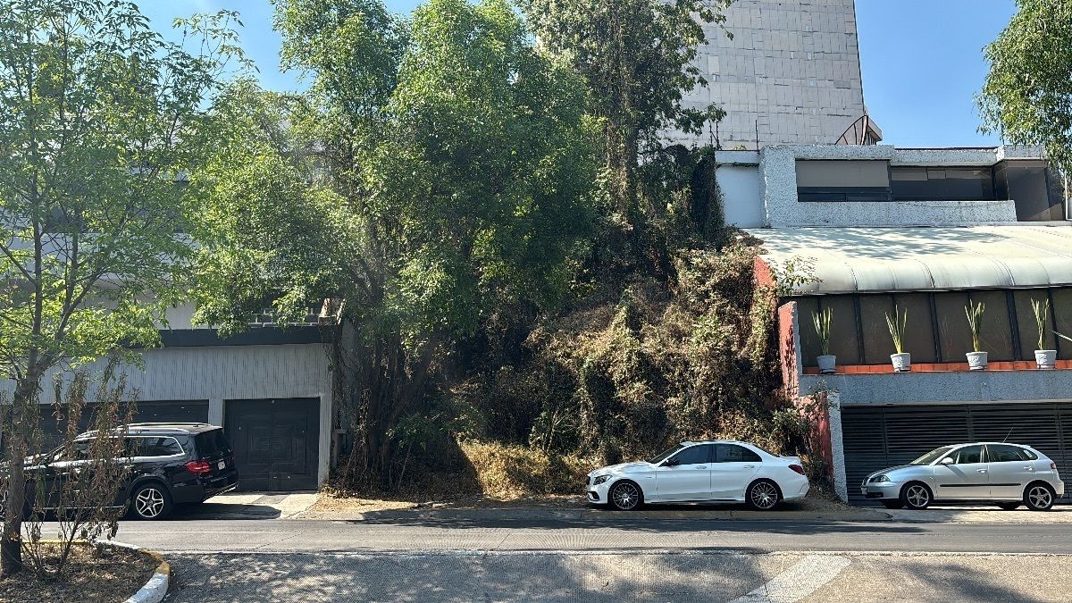 Lote en venta · Lomas Anáhuac, Huixquilucan, Estado de México Lote en venta · Lomas Anáhuac, Huixquilucan, Estado de México