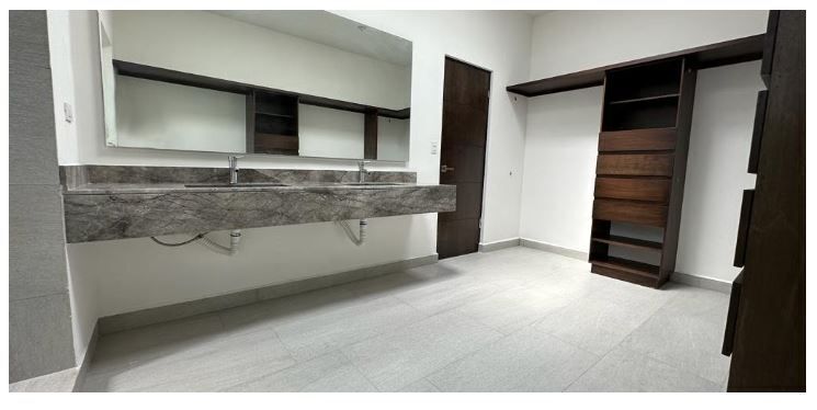 Casa en venta · Altares Residencial, Santiago, Nuevo León