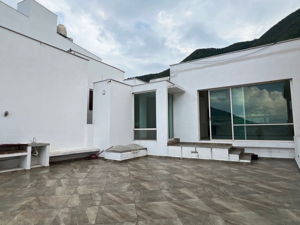 Casa en venta · Satélite Acueducto Séptimo Sector, Monterrey, Nuevo León