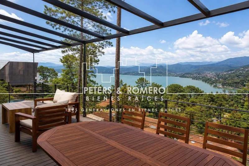 Casa en venta · Avándaro, Valle de Bravo, Estado de México