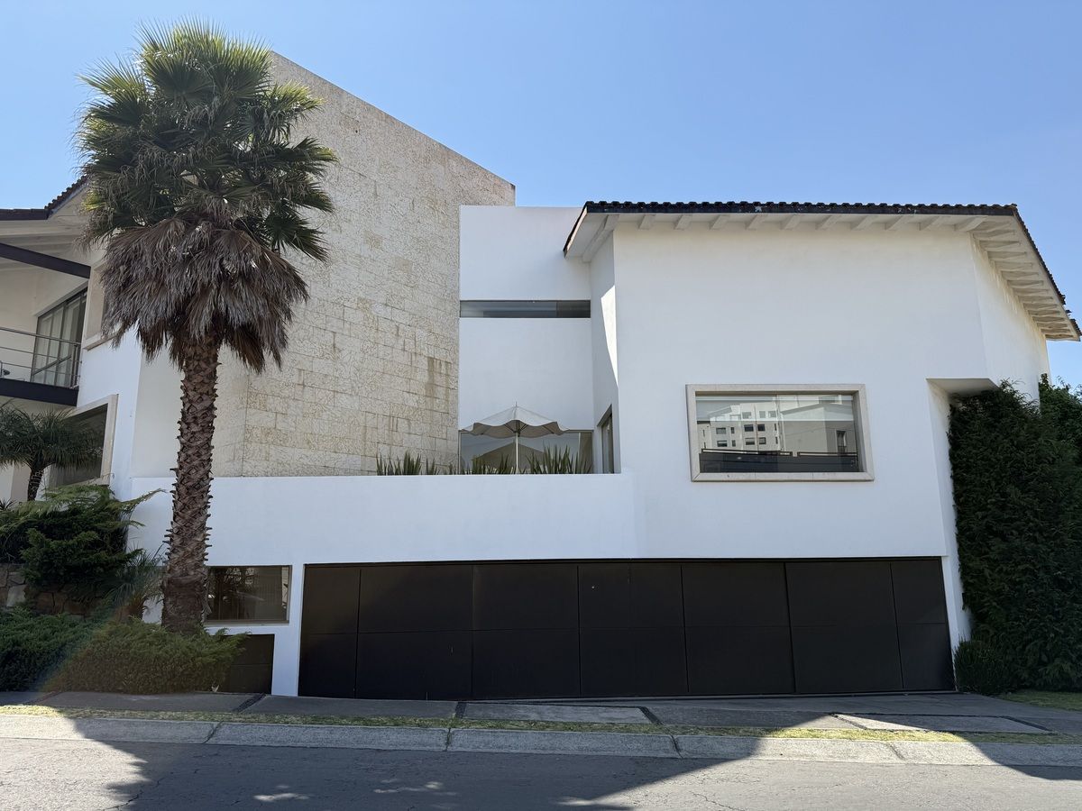 Casa en venta · Huixquilucan, Estado de México Casa en venta · Huixquilucan, Estado de México