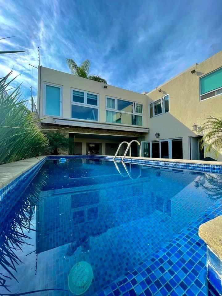 Casa en venta · Palmira Tinguindin, Cuernavaca, Morelos