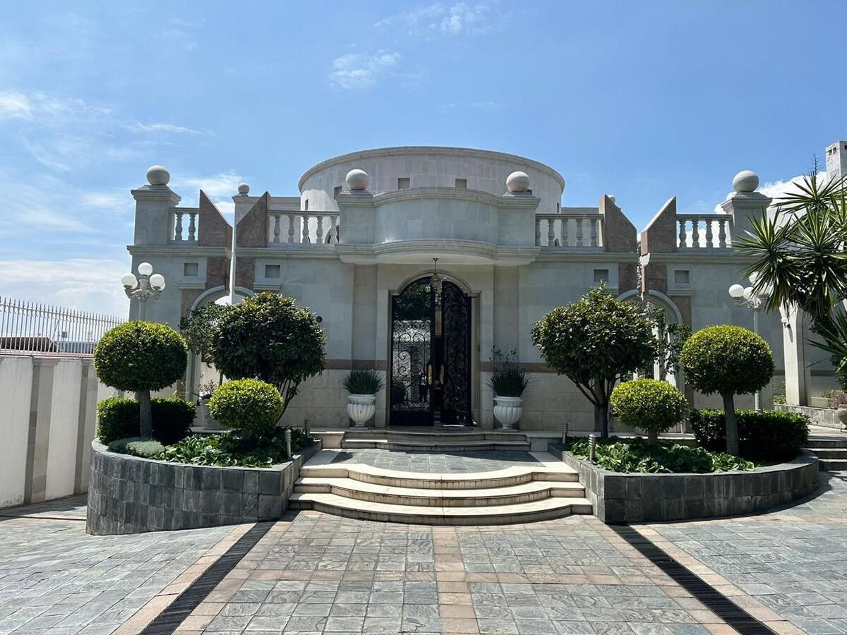 Casa en venta · Bosques de las Lomas, Cuajimalpa de Morelos, Ciudad de México