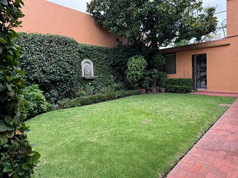 Casa en venta · Lomas de Tecamachalco, Naucalpan de Juárez, Estado de México Casa en venta · Lomas de Tecamachalco, Naucalpan de Juárez, Estado de México