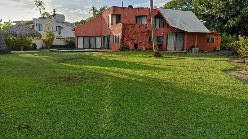 Casa en venta · Club de Golf, Zihuatanejo de Azueta, Guerrero
