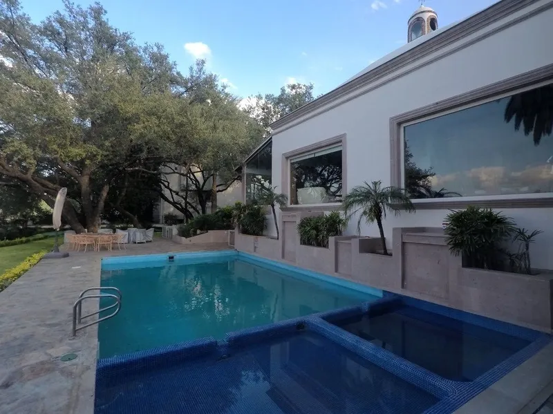 Casa en venta · Valle de San Ángel, San Pedro Garza García, Nuevo León