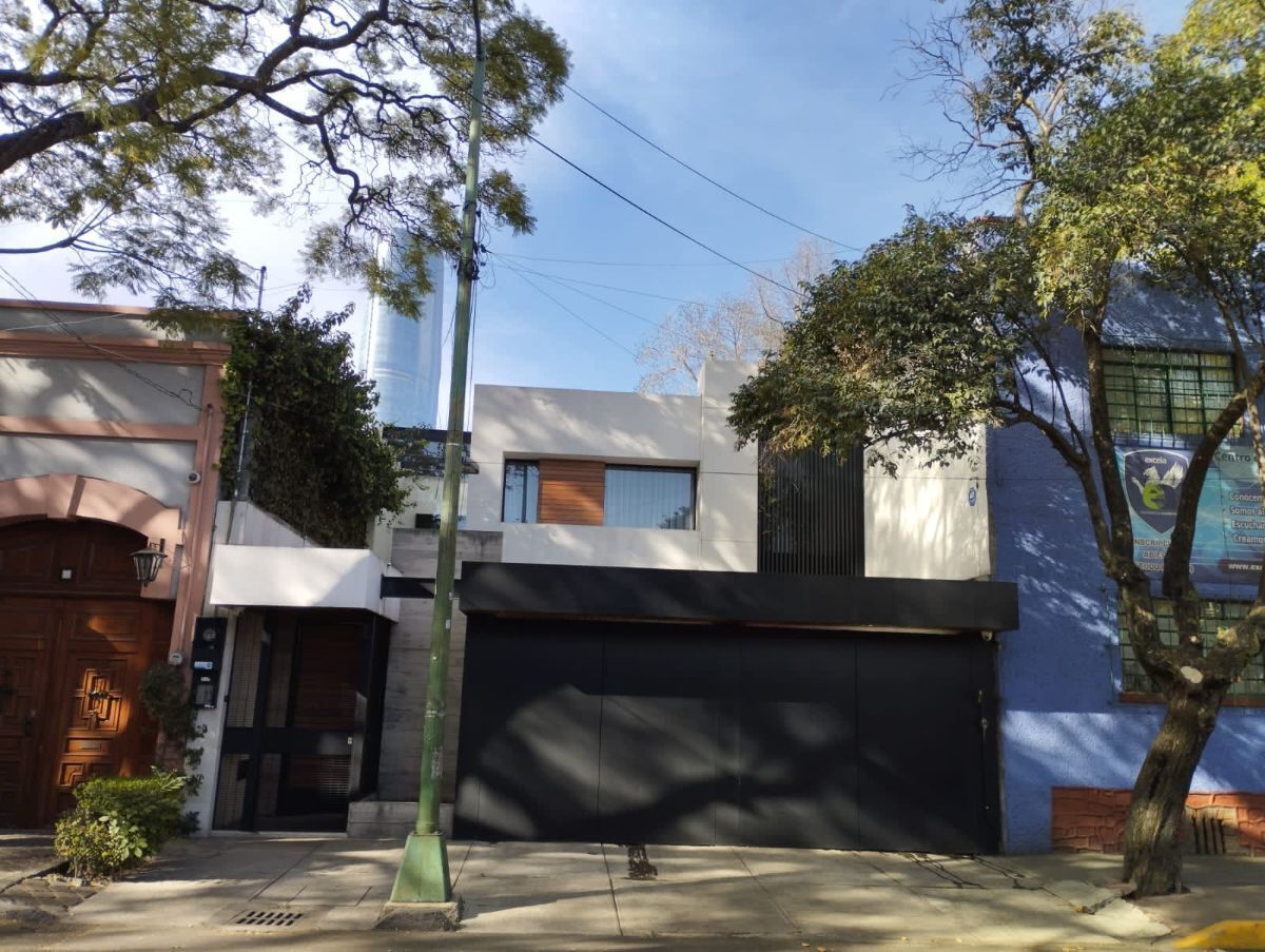 Casa en venta · Del Carmen, Coyoacán, Ciudad de México