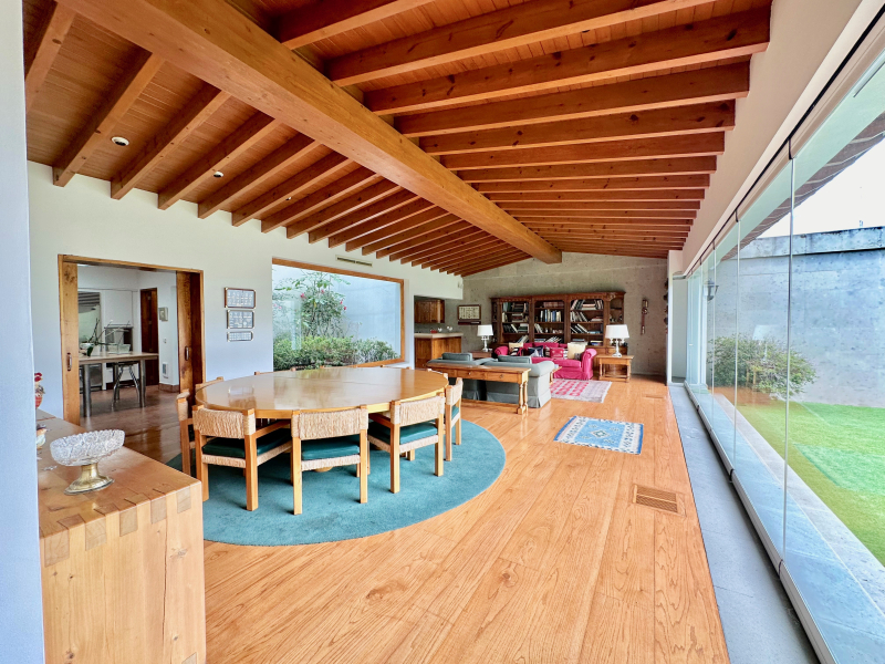 Casa en venta · Bosques de las Lomas, Cuajimalpa de Morelos, Ciudad de México