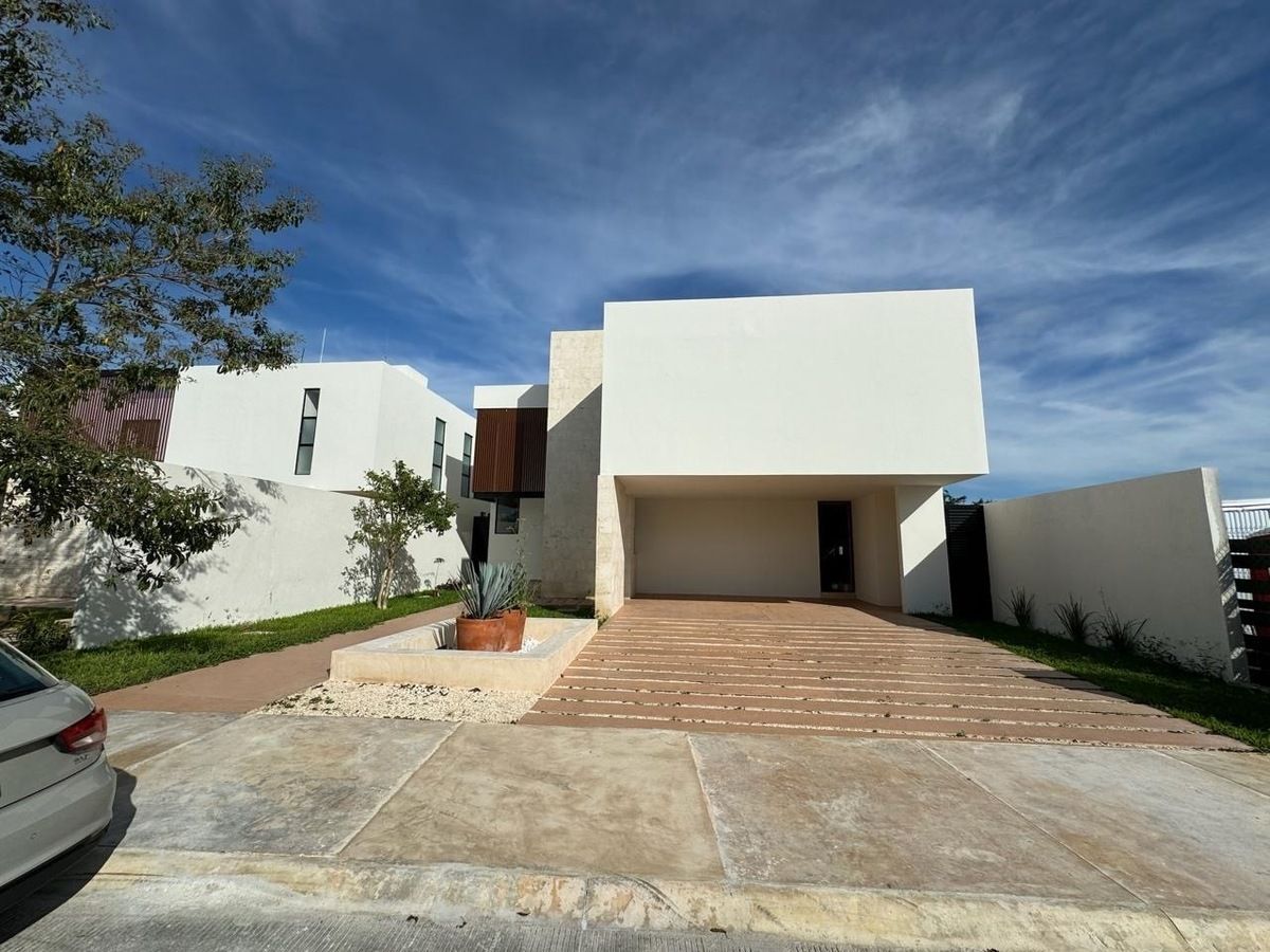 Casa en venta · Komchen, Mérida, Yucatán Casa en venta · Komchen, Mérida, Yucatán