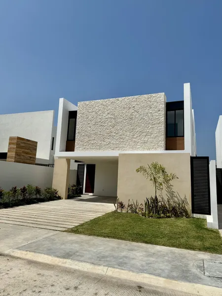 Casa en venta · Komchen, Mérida, Yucatán Casa en venta · Komchen, Mérida, Yucatán