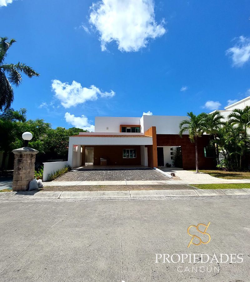 Casa en venta · Alfredo V Bonfil, Benito Juárez, Quintana Roo