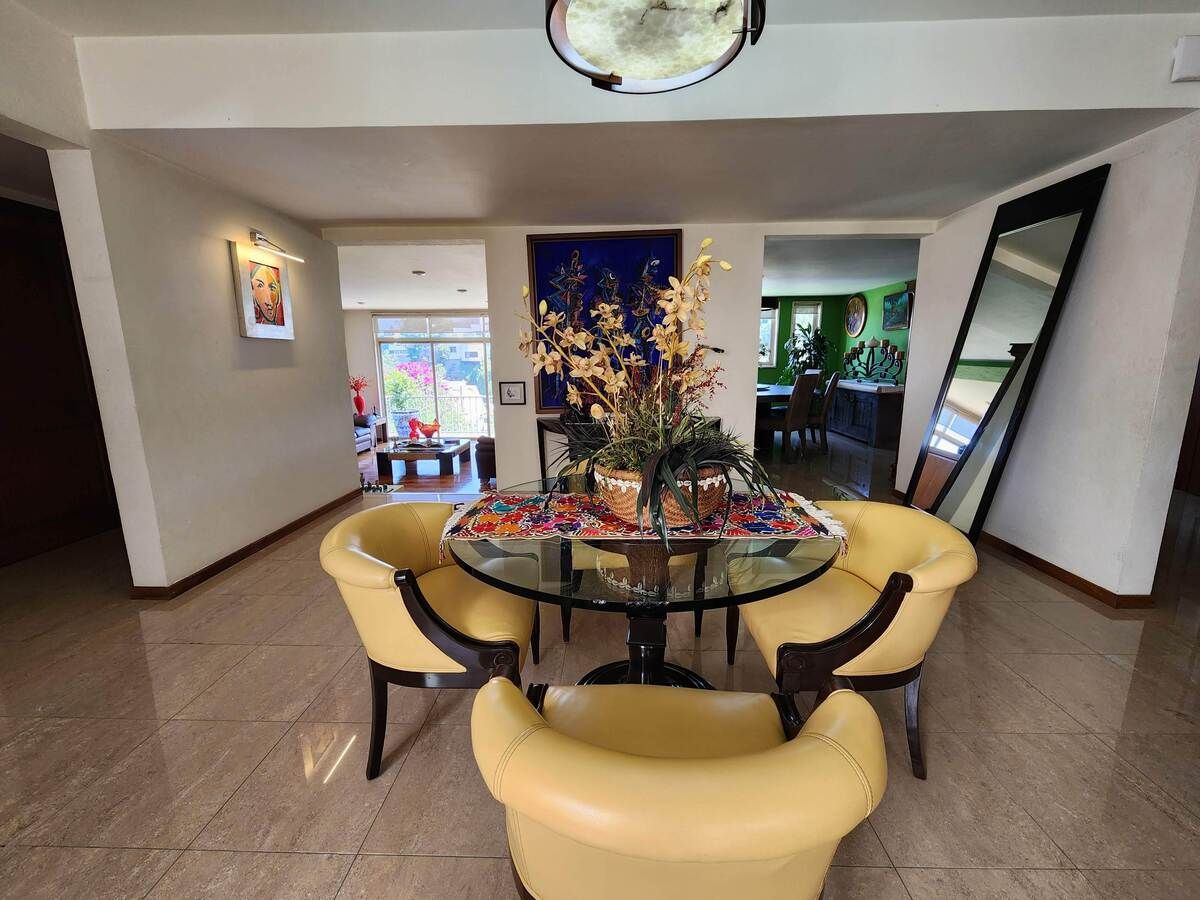 Casa en venta · Bosque de las Lomas, Miguel Hidalgo, Ciudad de México Casa en venta · Bosque de las Lomas, Miguel Hidalgo, Ciudad de México
