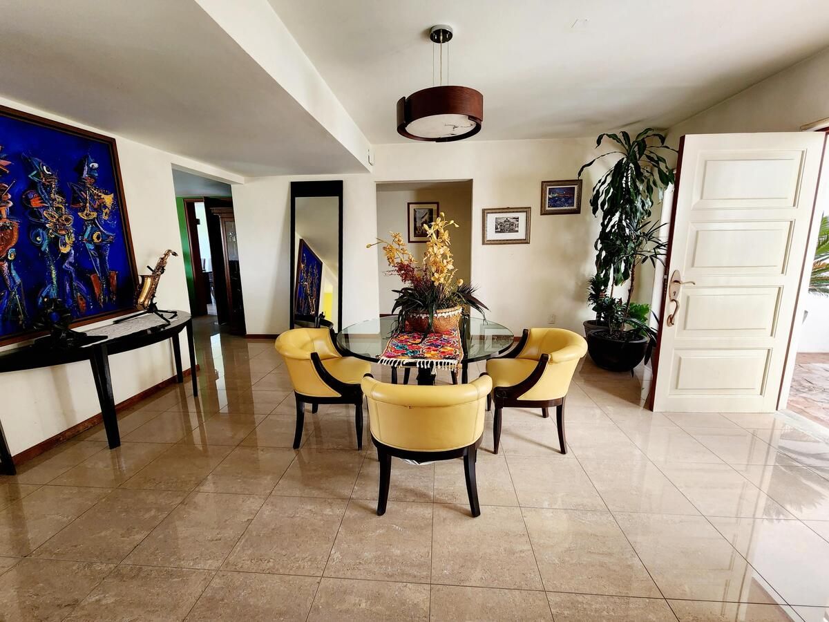 Casa en venta · Bosque de las Lomas, Miguel Hidalgo, Ciudad de México Casa en venta · Bosque de las Lomas, Miguel Hidalgo, Ciudad de México