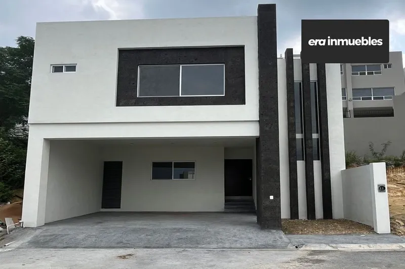 Casa en venta · Bosque de San Pedro, Santiago, Nuevo León