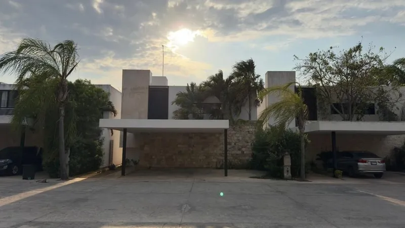Casa en venta · Tixcuytún, Mérida, Yucatán