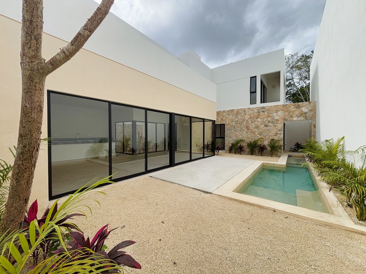Casa en venta · Cholul, Mérida, Yucatán Casa en venta · Cholul, Mérida, Yucatán
