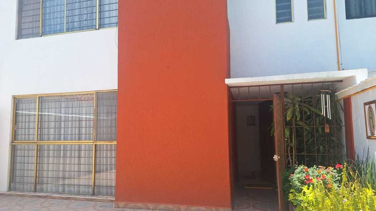 Casa en venta · Santa Cecilia, Coyoacán, Ciudad de México Casa en venta · Santa Cecilia, Coyoacán, Ciudad de México