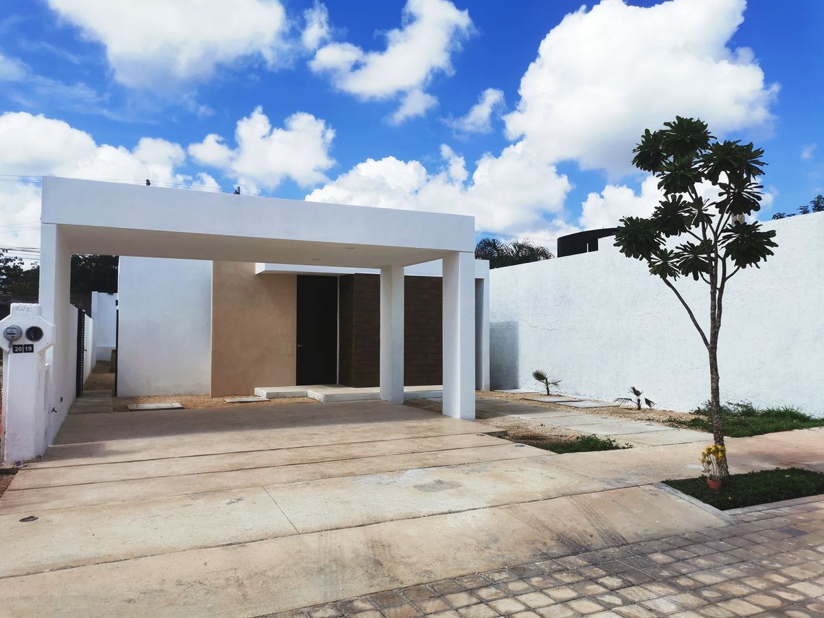 Casa en venta · Cholul, Mérida, Yucatán Casa en venta · Cholul, Mérida, Yucatán