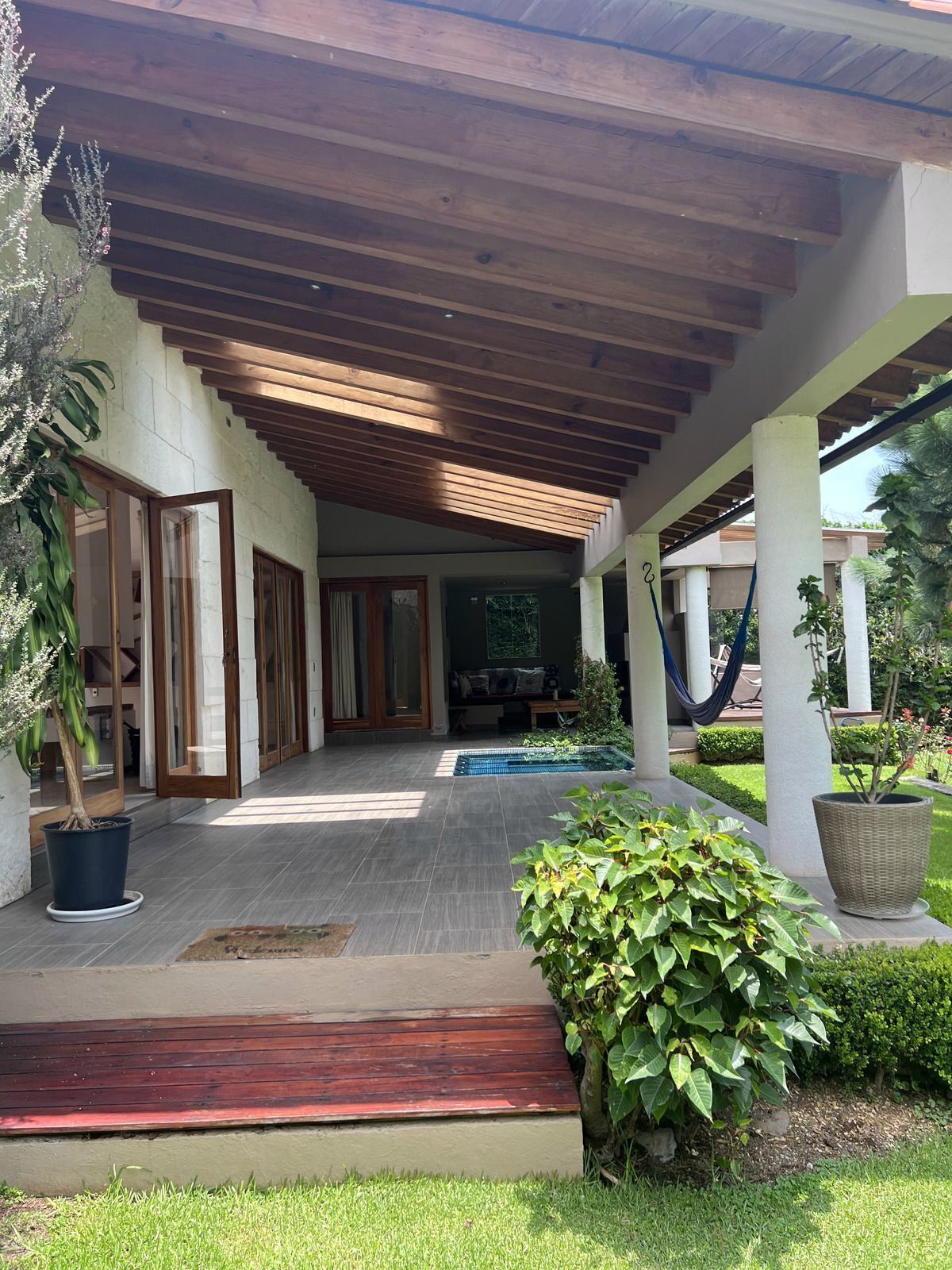 Casa en venta · Santa Magdalena Tilostoc, Valle de Bravo, Estado de México Casa en venta · Santa Magdalena Tilostoc, Valle de Bravo, Estado de México