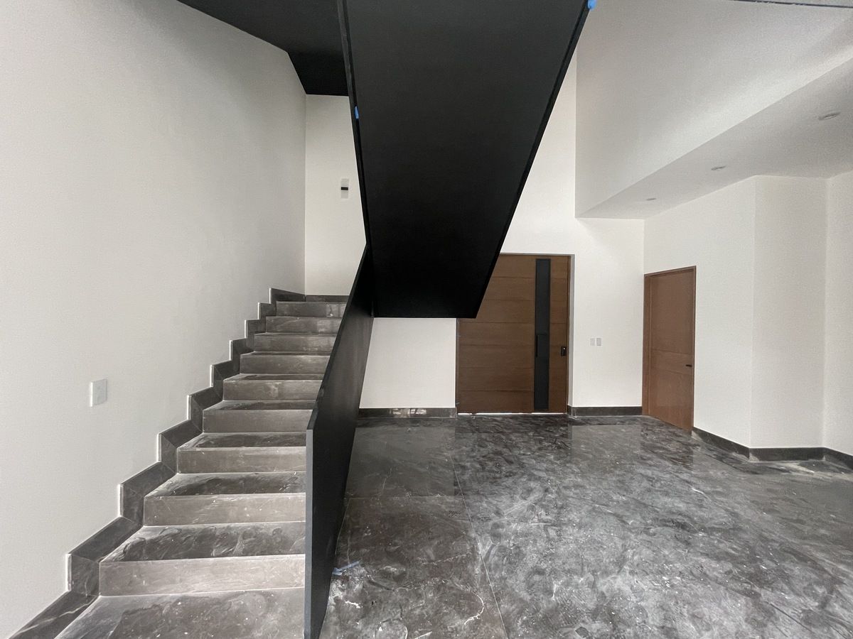 Casa en venta · Bosques de las Misiones Sector Encino, Santiago, Nuevo León Casa en venta · Bosques de las Misiones Sector Encino, Santiago, Nuevo León