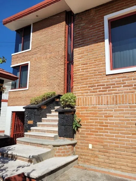 Casa en venta · Jardines de Ahuatlán, Cuernavaca, Morelos