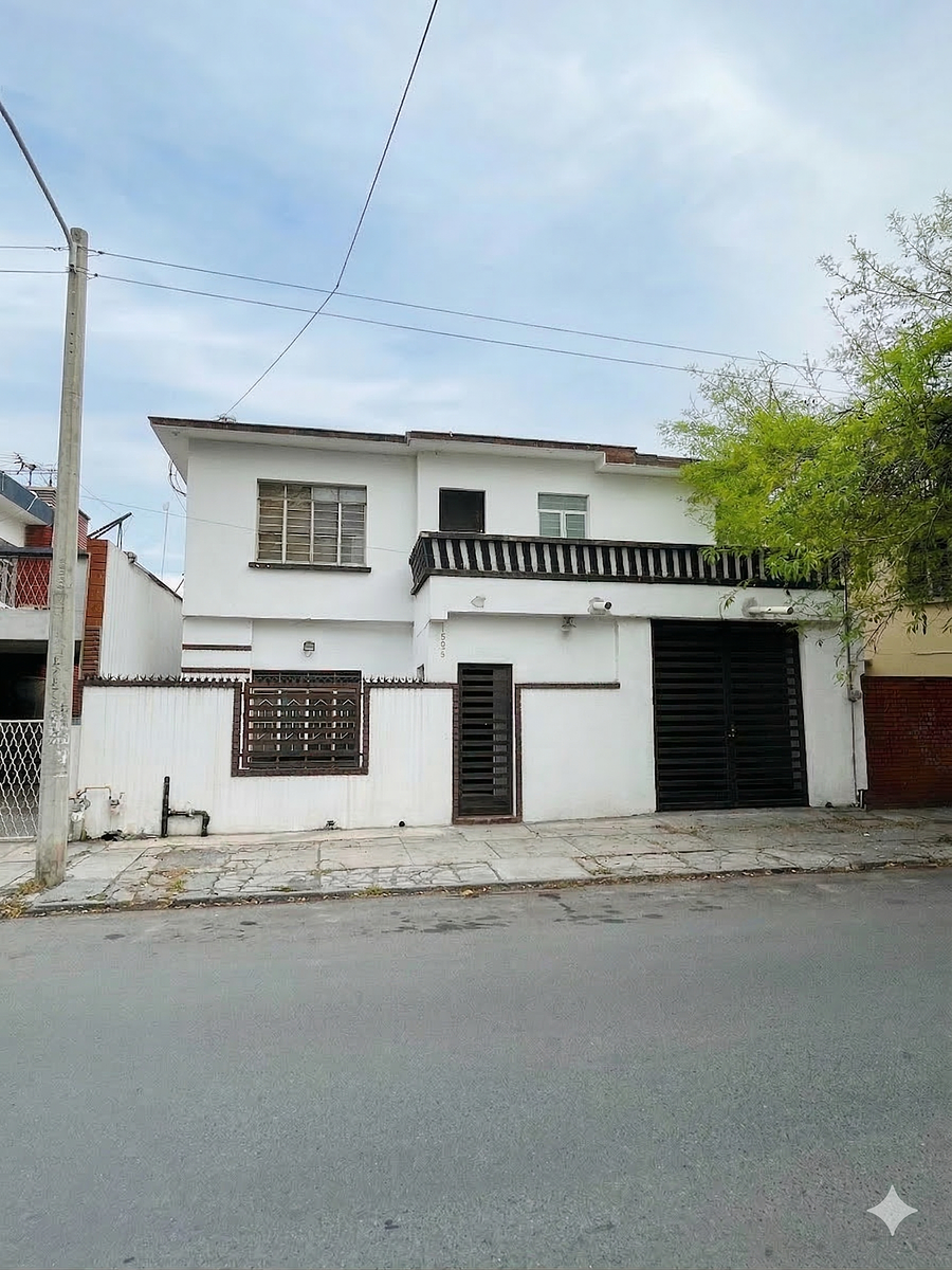 Casa en venta · Mitras Centro, Monterrey, Nuevo León