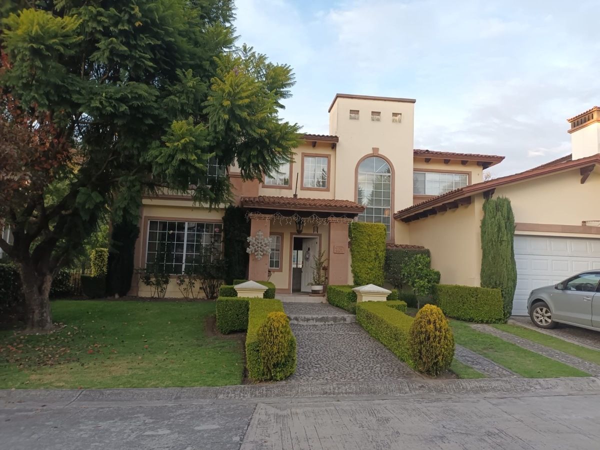Casa en venta · Corredor Industrial Toluca Lerma, San Mateo Atenco, Estado de México