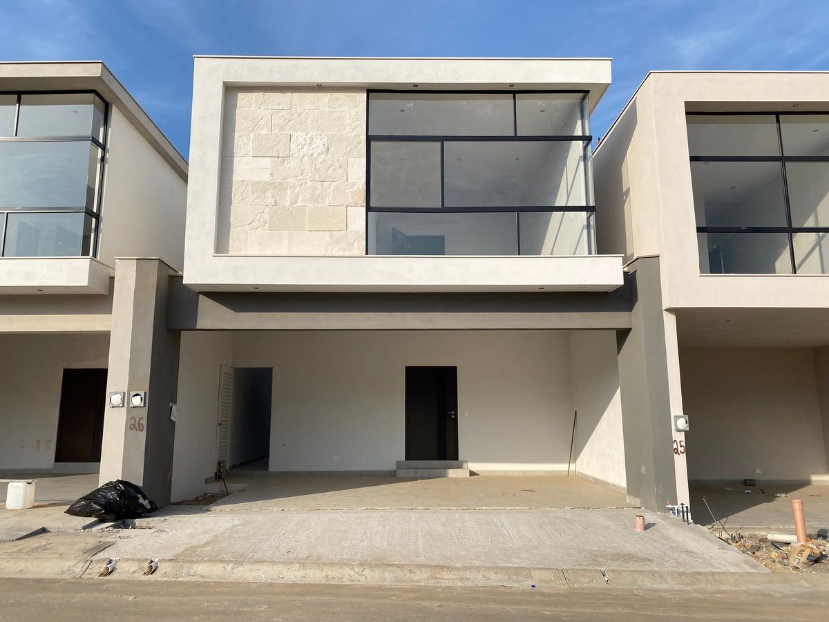 Casa en venta · Viento Libre, Santiago, Nuevo León