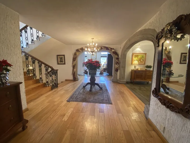 Casa en venta · Bosques de las Palmas, Huixquilucan, Estado de México Casa en venta · Bosques de las Palmas, Huixquilucan, Estado de México