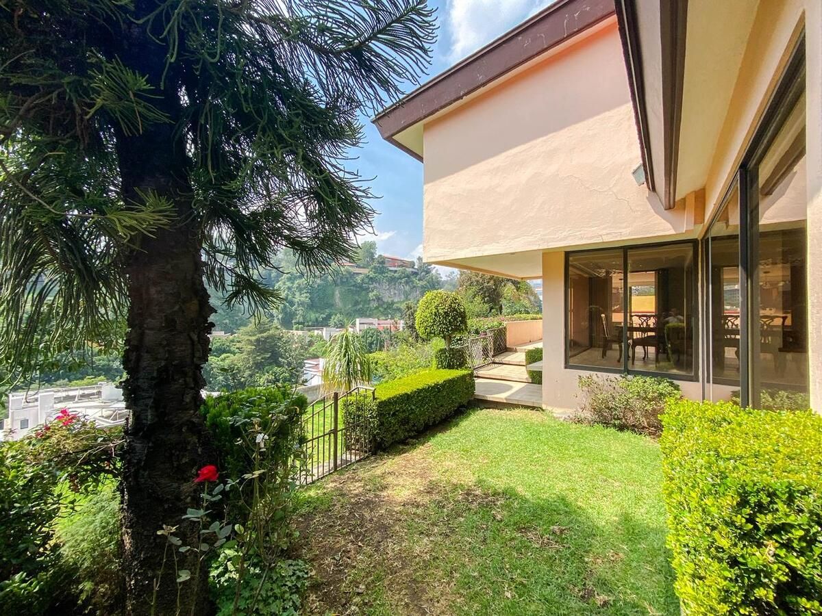 Casa en venta · Bosques de las Lomas, Cuajimalpa de Morelos, Ciudad de México