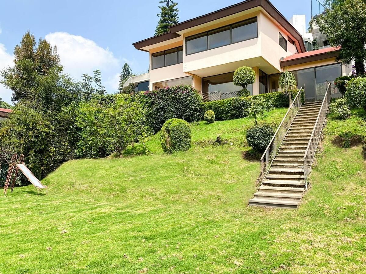 Casa en venta · Bosques de las Lomas, Cuajimalpa de Morelos, Ciudad de México
