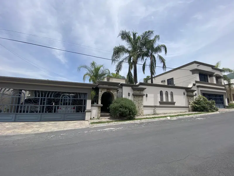 Casa en venta · Contry la Silla, Guadalupe, Nuevo León
