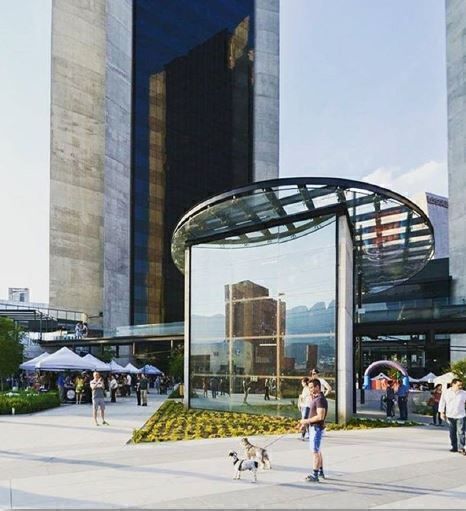 Oficina en renta · Del Valle Oriente, San Pedro Garza García, Nuevo León