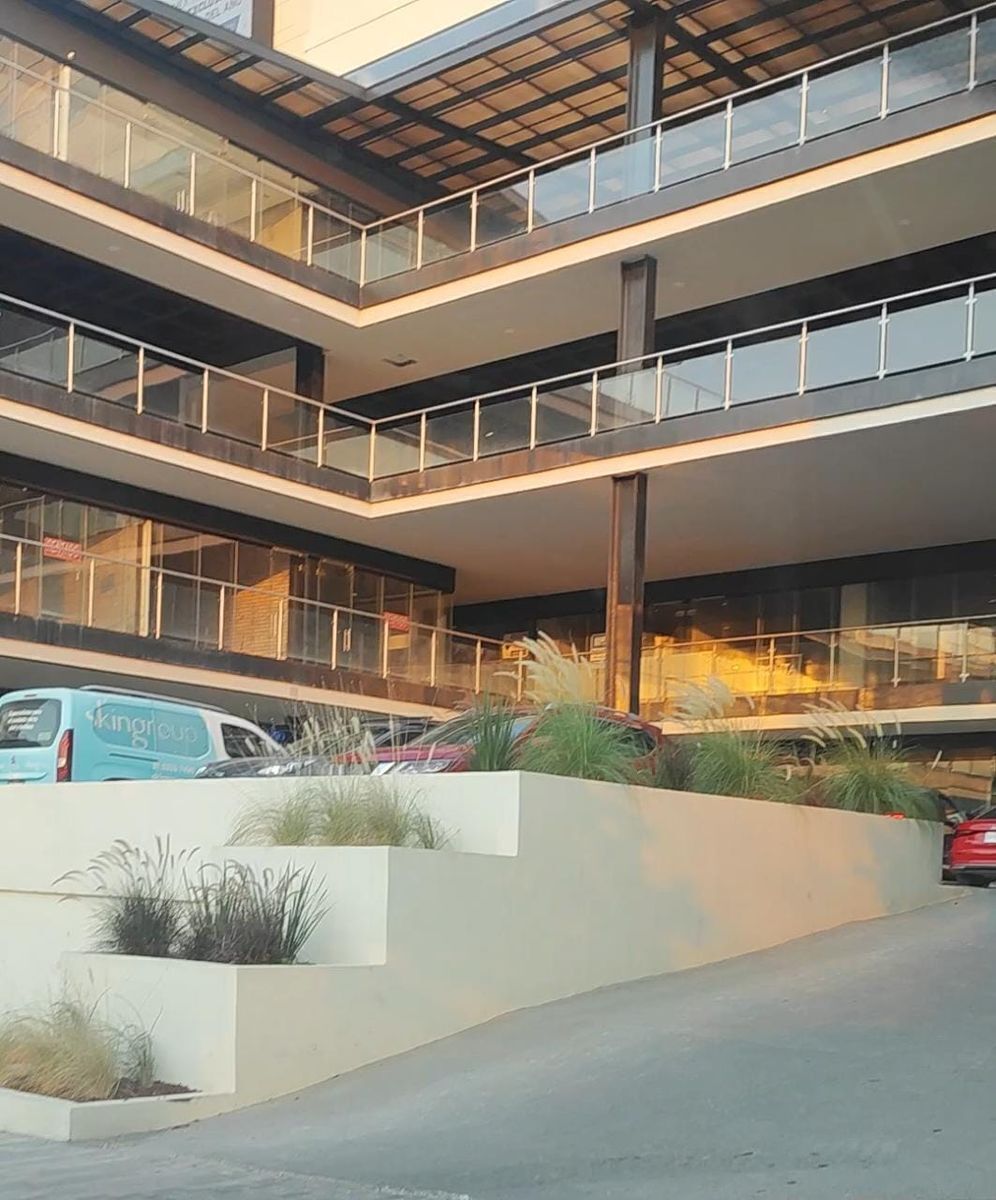 Comercio en renta · Valle Alto, Monterrey, Nuevo León